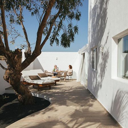 Alava Suites Costa Teguise Luaran gambar