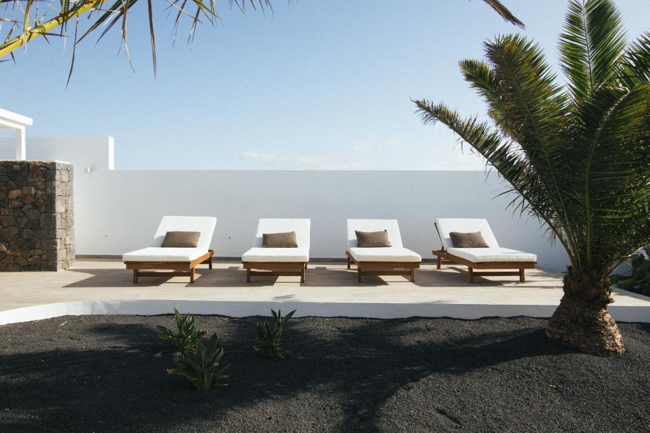 Alava Suites Costa Teguise Luaran gambar
