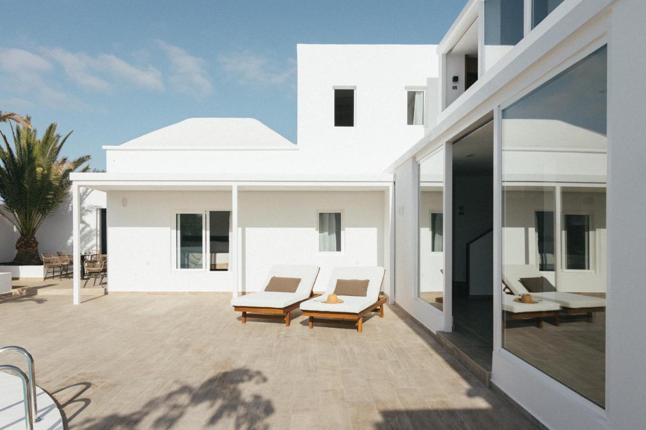 Alava Suites Costa Teguise Luaran gambar